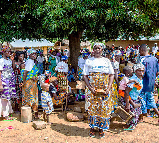 Favoriser l’empowerment par l’aide humanitaire et l’éducation